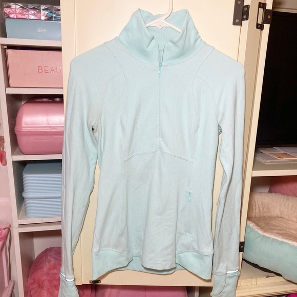 Lululemon Runderful Jacket - Picture 12 of 15